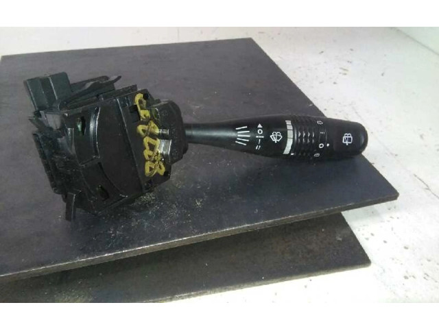 Ручка стеклоочистителей Mitsubishi Montero