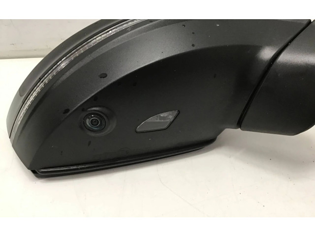 Генератор E1041458   Volkswagen Touareg III      