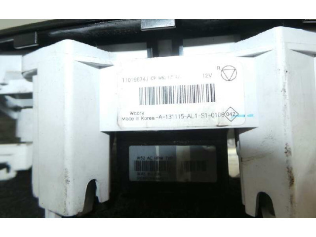 Модуль блока управления кондиционером    Dacia Sandero