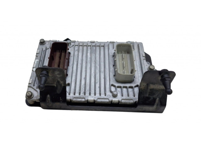 Řídící jednotka P68086287AE, 05192356AJ Fiat 500E 2015