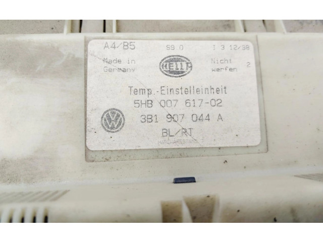 Блок управления климат-контролем 5HB00761702   Volkswagen PASSAT