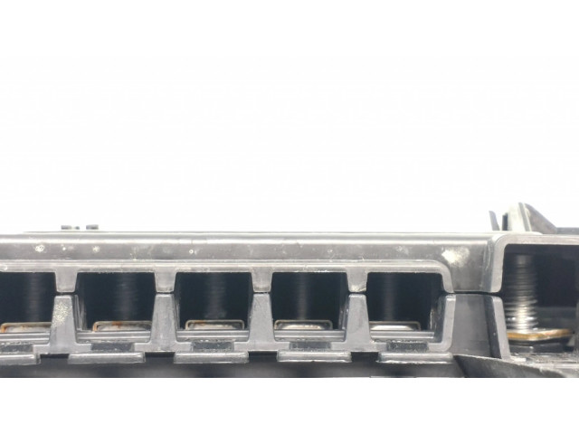   Pojistková skříňka A2135403539, 201027   Mercedes-Benz EQC 2021