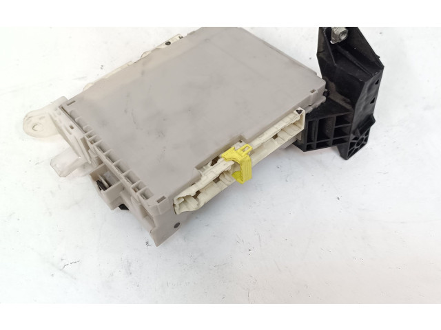   Pojistková skříňka 8922147300, 2380003093   Toyota Prius (XW30) 2012