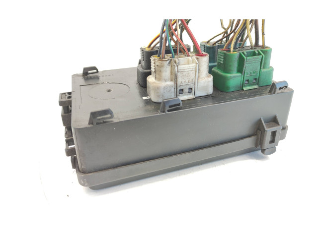 Блок предохранителей LNC2822BD, 518238001 Jaguar XJ X300