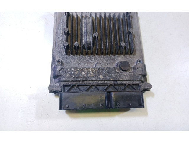 Řídící jednotka 28587415AQC11MLU   Mercedes-Benz GLA W156 2019