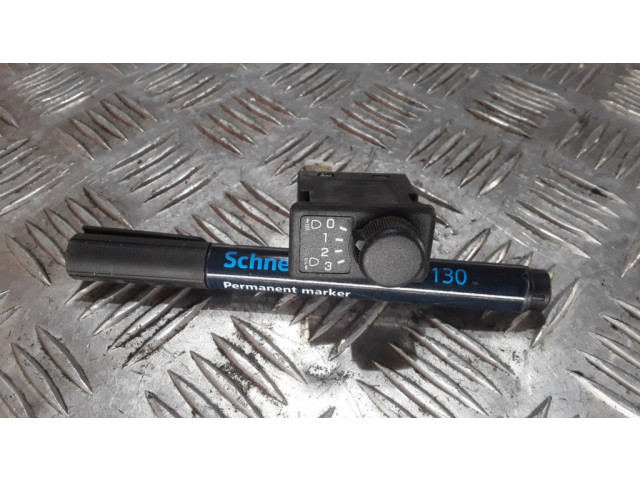 Включатель регулировки высоты фонарей