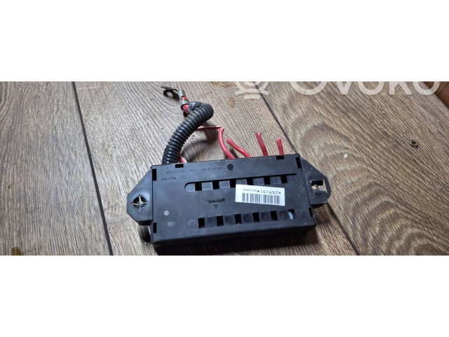 Блок предохранителей 9162323   Volvo V70    