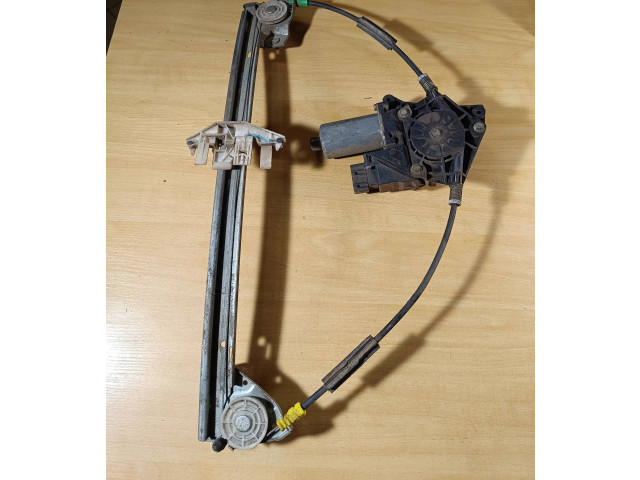 Zpětné zrcátko Peugeot 406 1997 0130821674