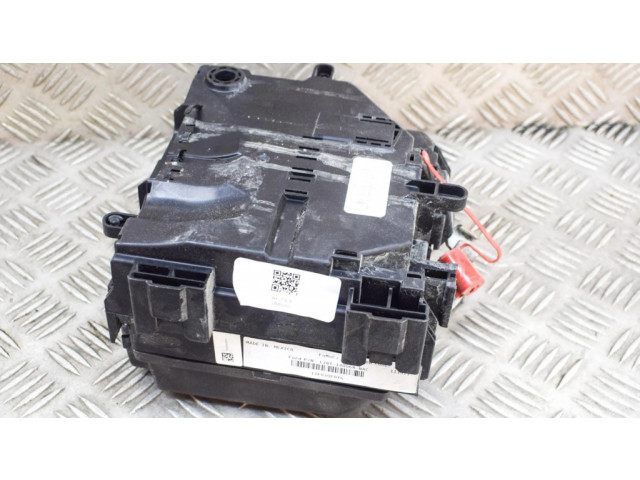 Блок предохранителей  JX6T14A003A, LJ8T14D068NAC   Ford Mustang Mach-E    