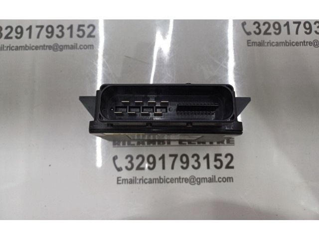 Pojistková skříňka Блок управления заднего тормоза 8K0907801M, 100KW Audi A4 Allroad 2013