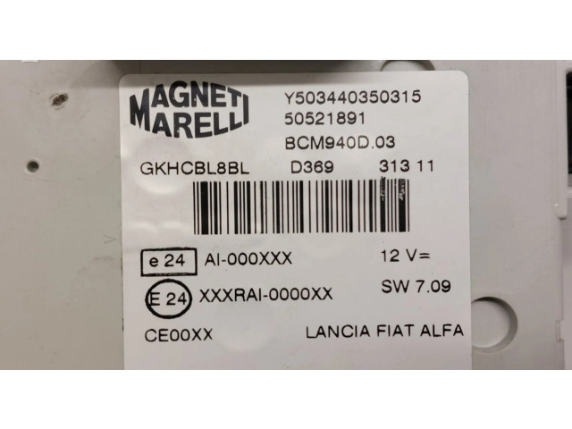 Блок предохранителей  50521891   Alfa Romeo Giulietta    