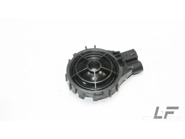 Громкоговоритель (громкоговорители) высокой частоты в передних дверях