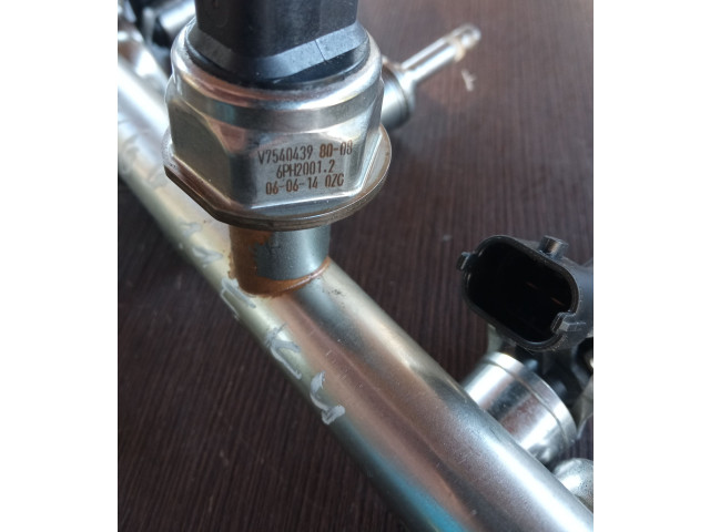 Vstřikovač V75668051, V7591623 Citroen C4 I pro naftový motor