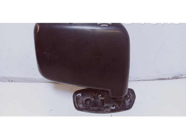 Зеркало электрическое правое Mitsubishi Space Wagon 1999-2004 года