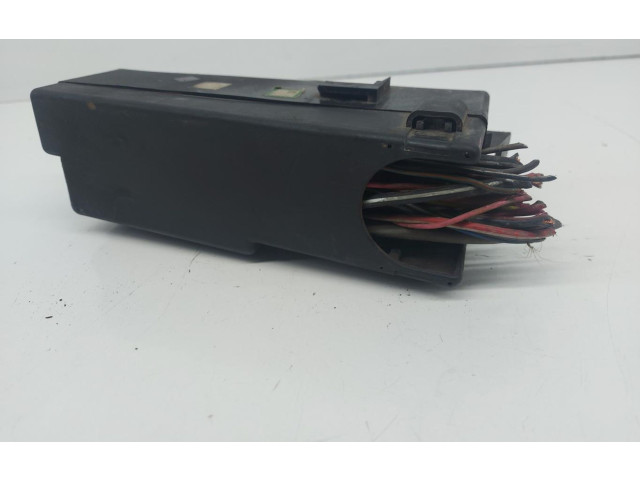 Блок предохранителей Jeep Cherokee XJ