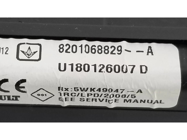 Блок управления 8201068829A Dacia Sandero