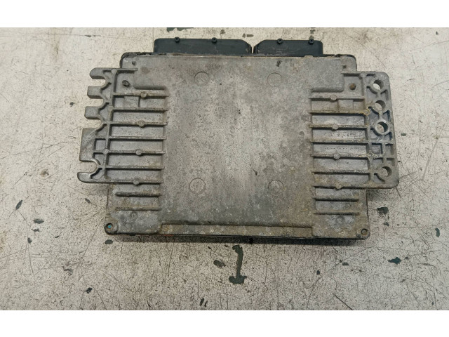 Řídící jednotka MEC37510 Nissan Note (E11) 2006