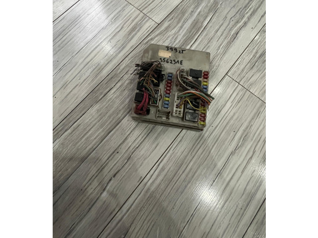 Блок предохранителей  356231e   Renault Clio III    