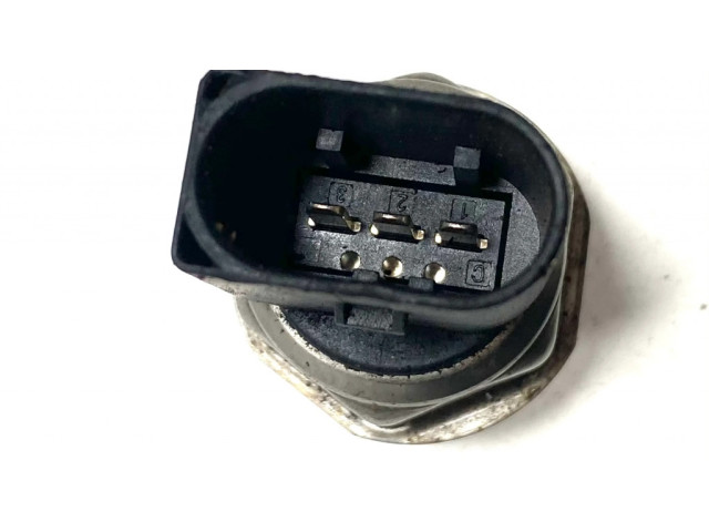 Датчик уровня горючего