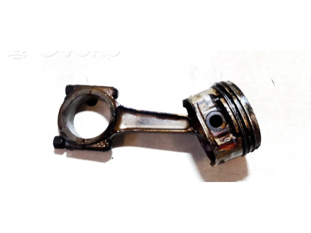 Píst Citroen Xsara pro benzínový motor 1.6