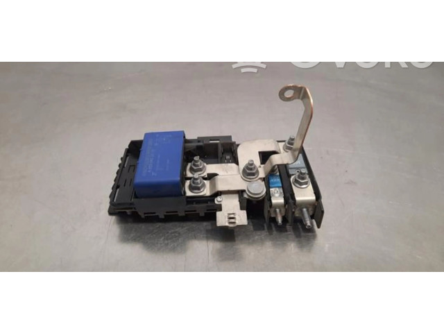 Pojistková skříňka A2465401350 Mercedes-Benz GLA W156 2015