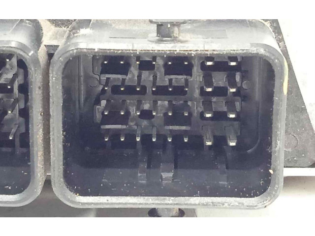 Řídící jednotka 237109221R Renault Sandero I 2018