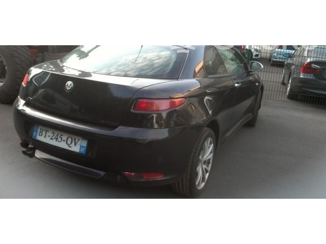 Панель приборов 156071292   Alfa Romeo GT       