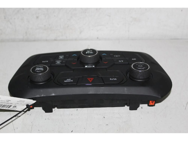 Блок управления климат-контролем    Jeep Renegade