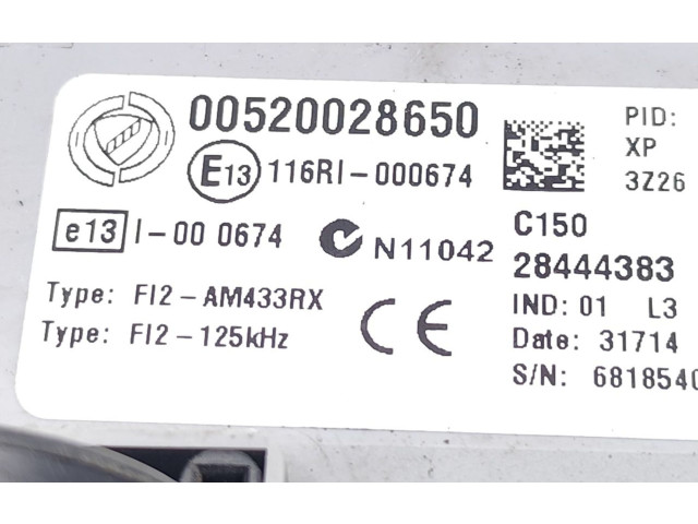 Блок предохранителей 00520028650, 28444383   Opel Combo D    