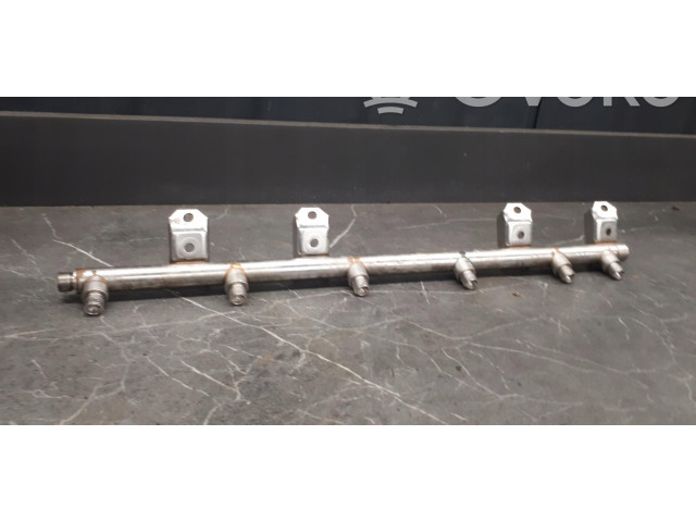 Vstřikovací lišta 7575480   BMW 3 F30 F35 F31     