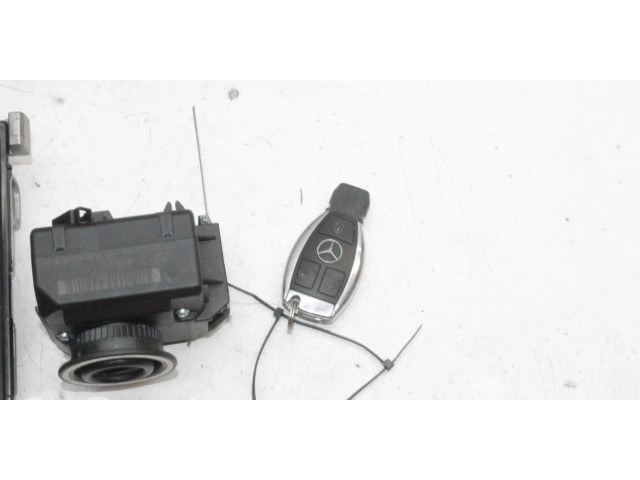 Řídící jednotka A2711500391, A0034468840 Mercedes-Benz C W204 2012