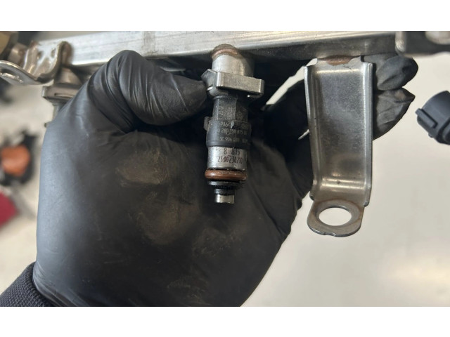 Топливная рампа 03C133317A, 03C133317A   Volkswagen PASSAT B6   для двигателя CDGA