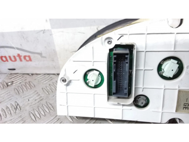 Přístrojová deska Ford Mondeo Mk III 2003 1S7F108412