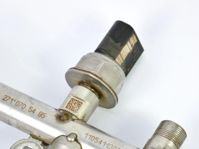 Vstřikovač A2710705495 Mercedes-Benz C W204