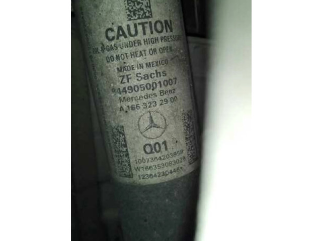 Передний амортизатор      