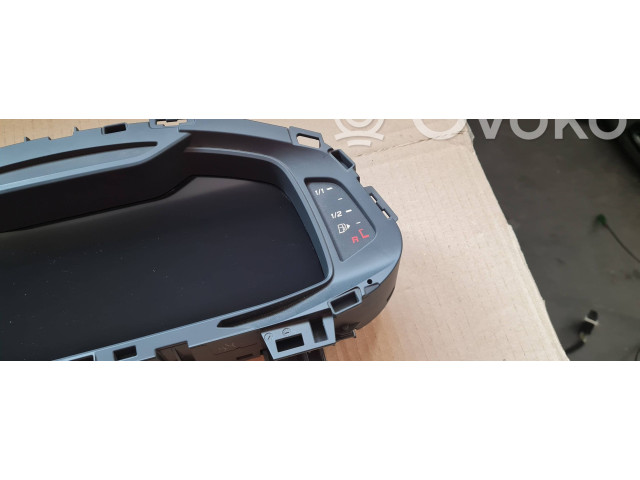 Přístrojová deska Audi RS Q8 2024 4K0920790J, 0263749226