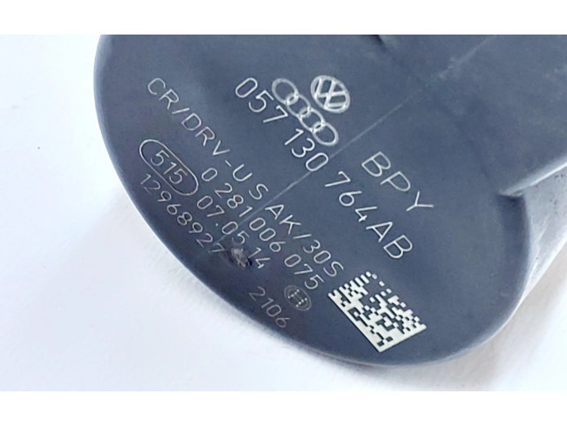 Топливная рампа 04L089B Skoda Octavia Mk3 (5E)