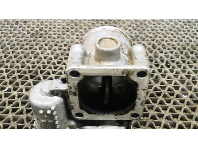 Дроссельная заслонка