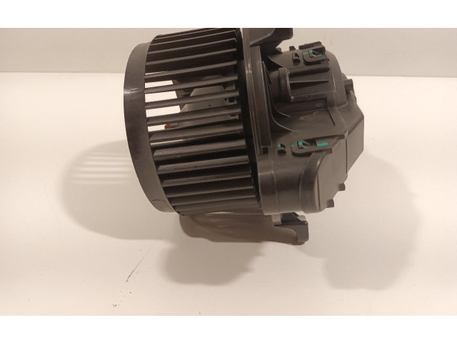 Вентилятор печки AV1119846AB Ford Ecosport