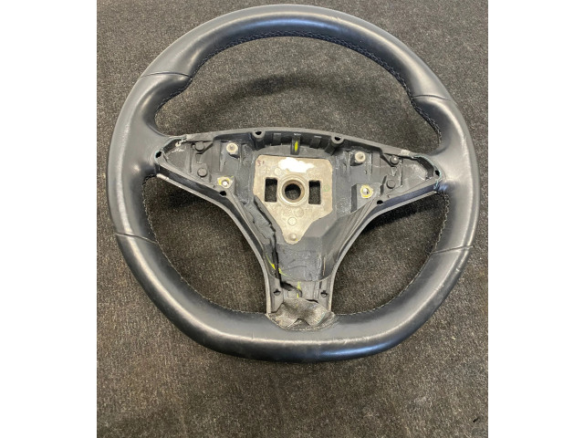 Руль Tesla Model S 2012 - года 1036774-00-D