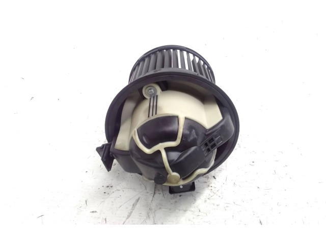 Pojistková skříňka Вентилятор печки Peugeot 308 SW 2008