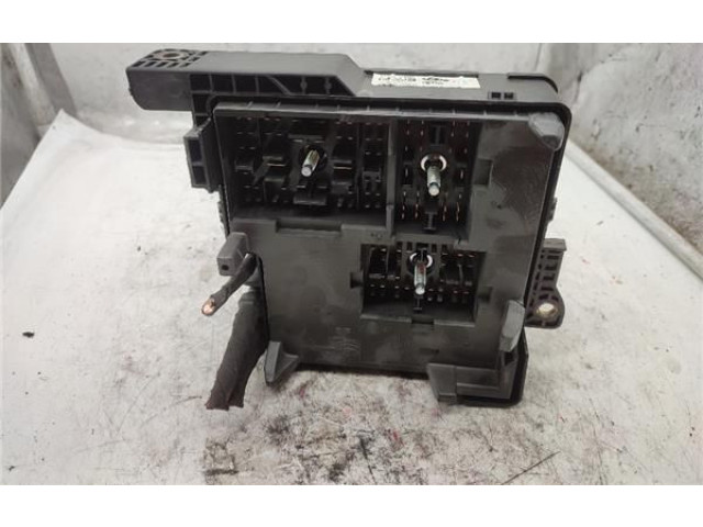 Блок предохранителей KIA Pro Cee'd I