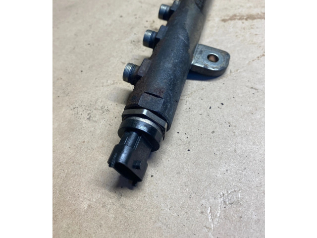 Топливная рампа 55209572, 028362L4   Saab 9-3 Ver2   для двигателя Z19Dt