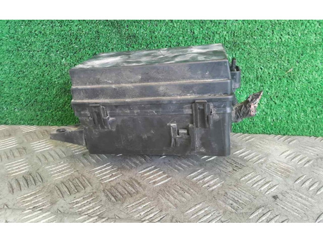 Блок предохранителей 96867123   Chevrolet Chevy Van      