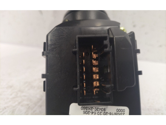 Ручка стеклоочистителей 934202Y660   KIA Ceed