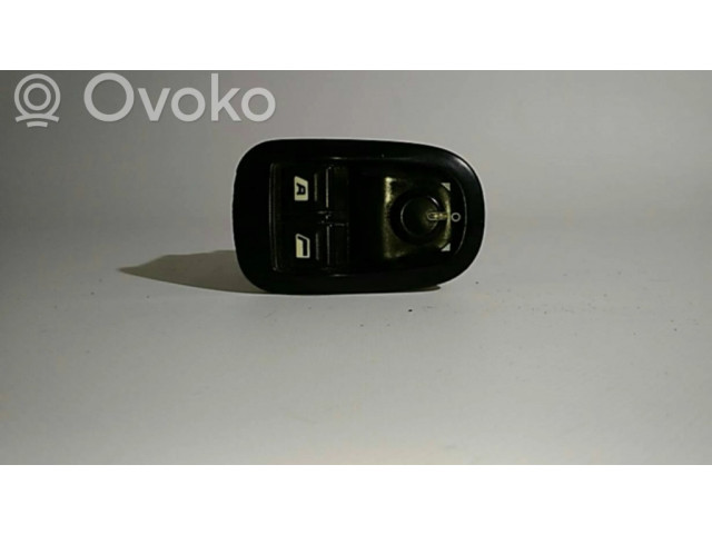 Включатель электрических окон