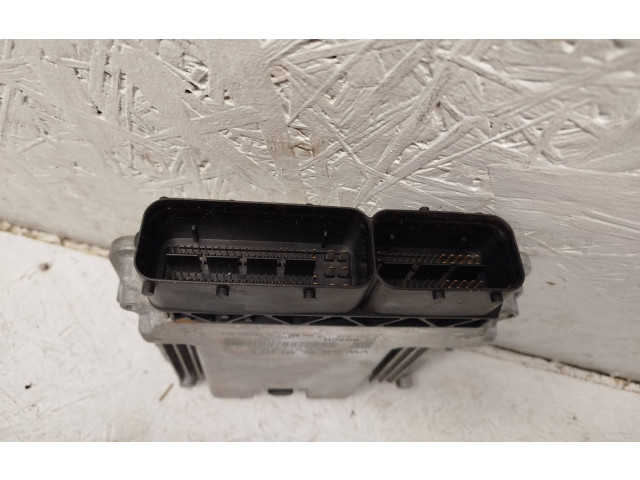 Řídící jednotka 04L907309K, 0281030170   Volkswagen Tiguan 2015