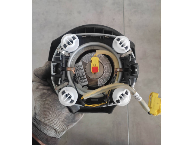 Подушка безопасности водителя 2K5880201B, 670TAL000ZQU0B   Volkswagen Caddy