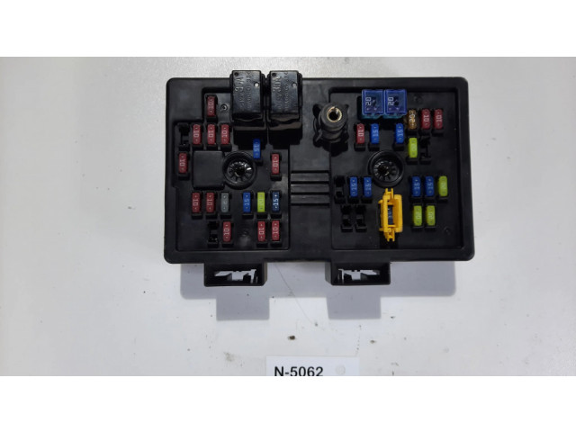 Pojistková skříňka 96821082 Chevrolet Captiva 2008