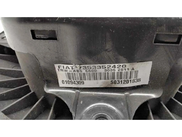 Подушка безопасности водителя 7353352420   Fiat Punto Evo